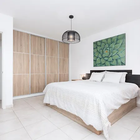 Home2book Relaxing Ilargia Apartment, *